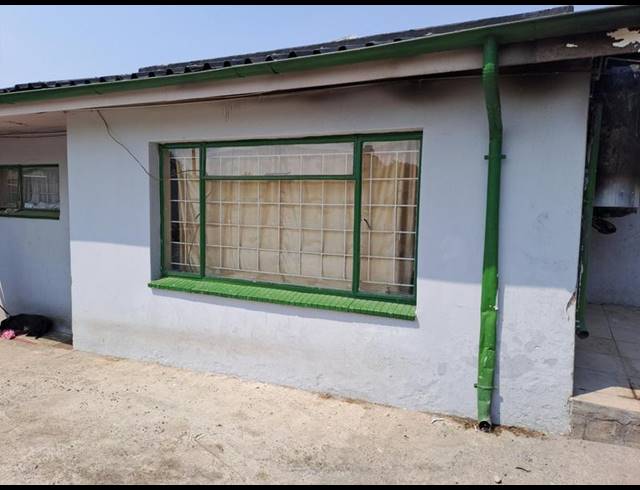 6 BEDROOM HOUSE FOR SALE IN KENSINGTON